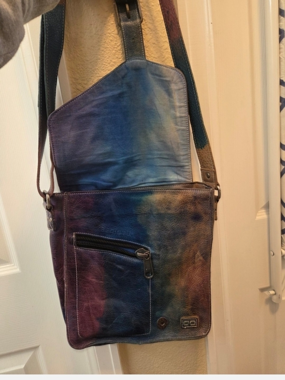 Repost: Bed Stu Moody Blues Leather Crossbody Bag - Picture 4 of 5